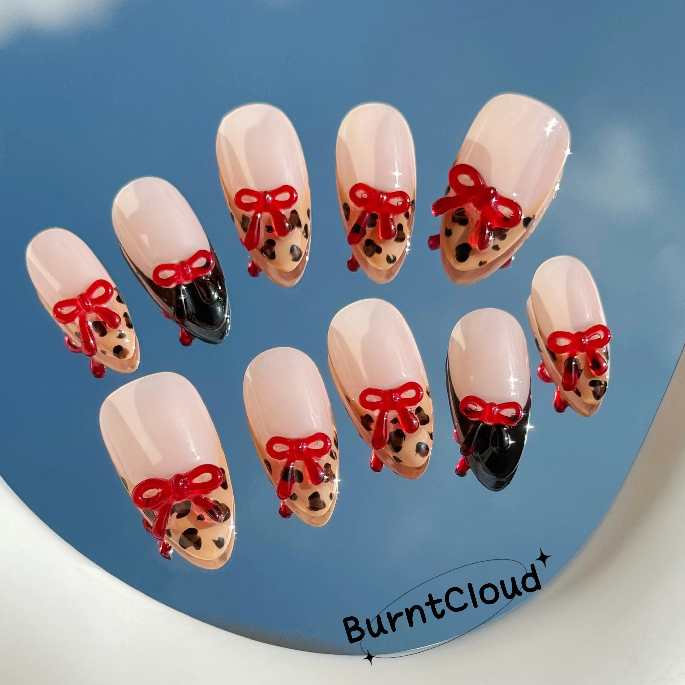 230 "Red Bowknots" Brown Leopard Print Frenchtips 3D Bowknots Custom Press-On Nails