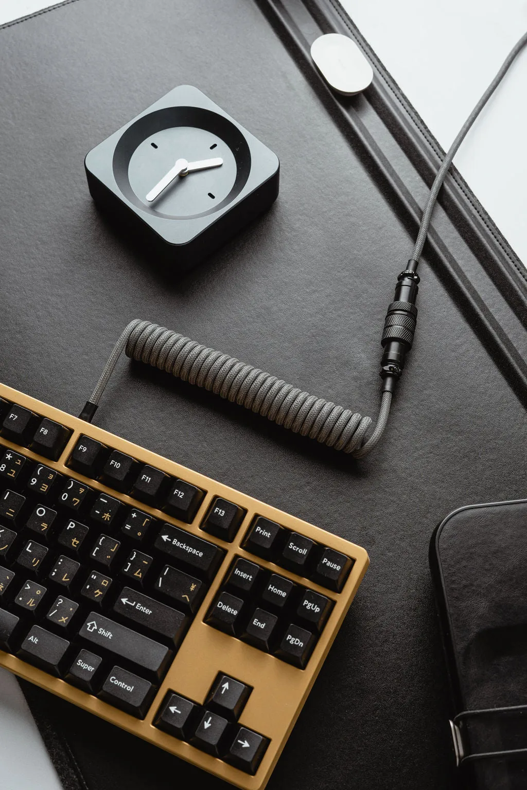 Cable Labs Artisanal Aviator Cable – Carbon Grey