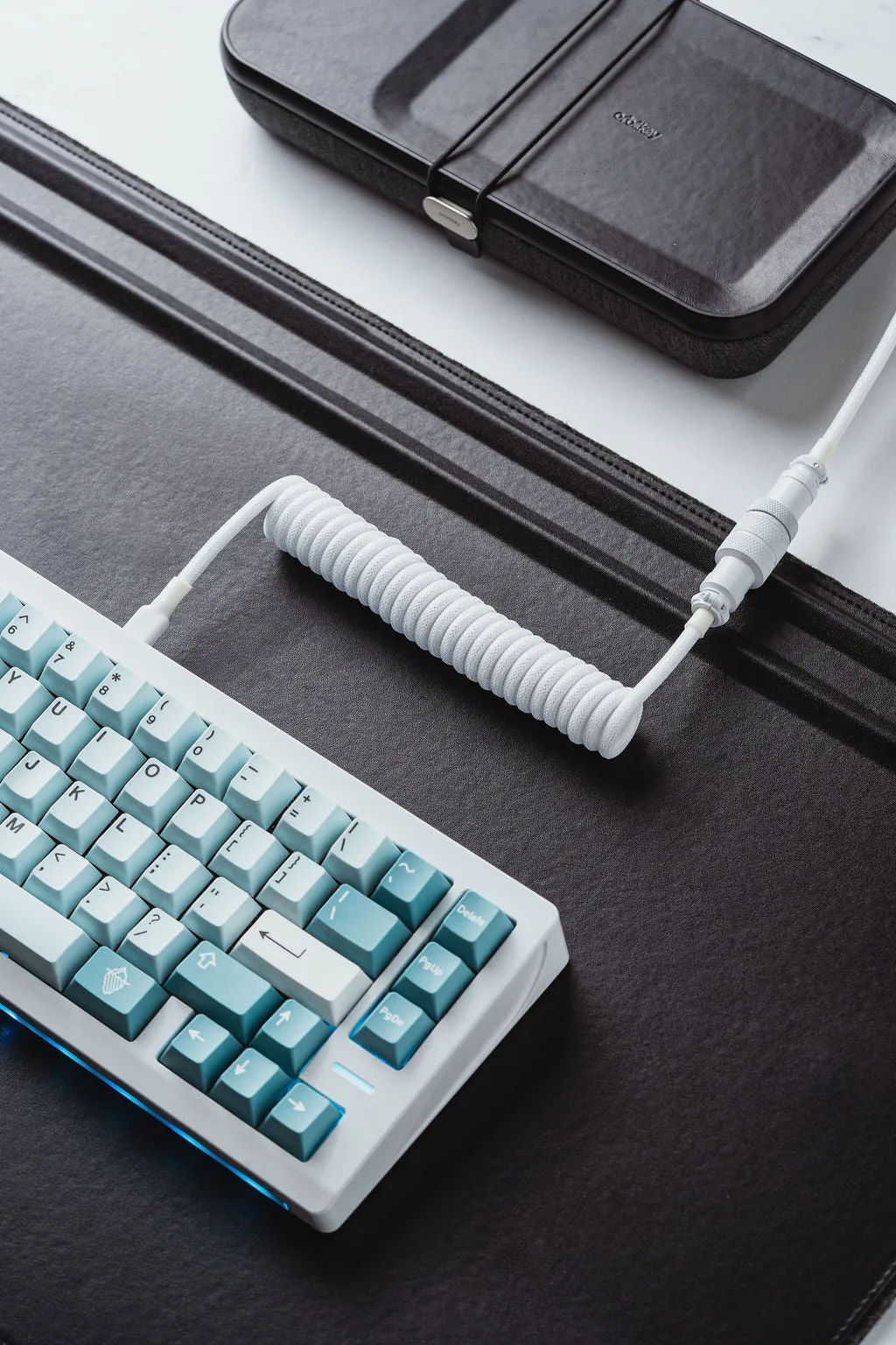 Cable Labs Artisanal Aviator Cable – Polar White