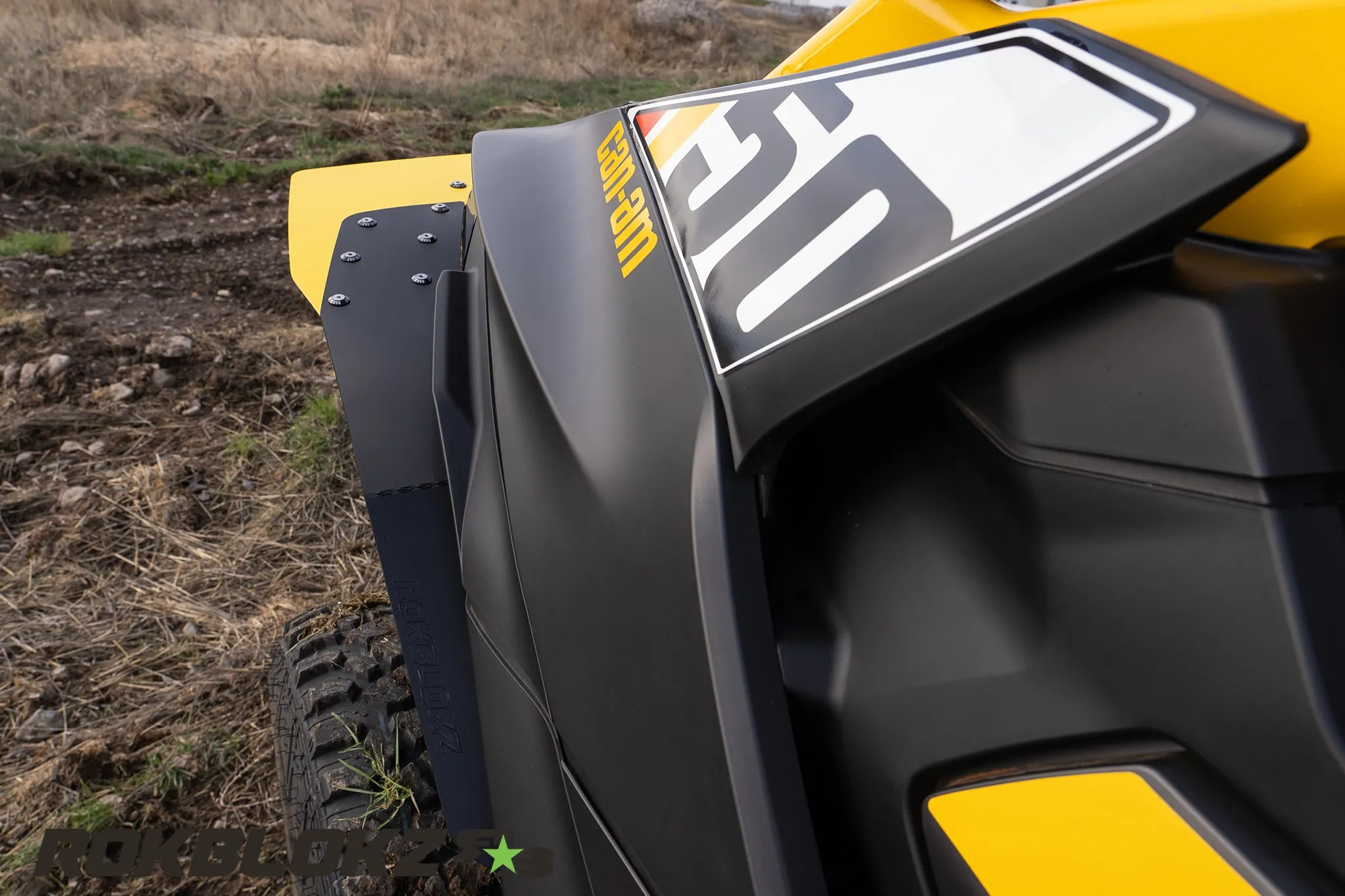 Can-Am Maverick R 2024  Fender Flares