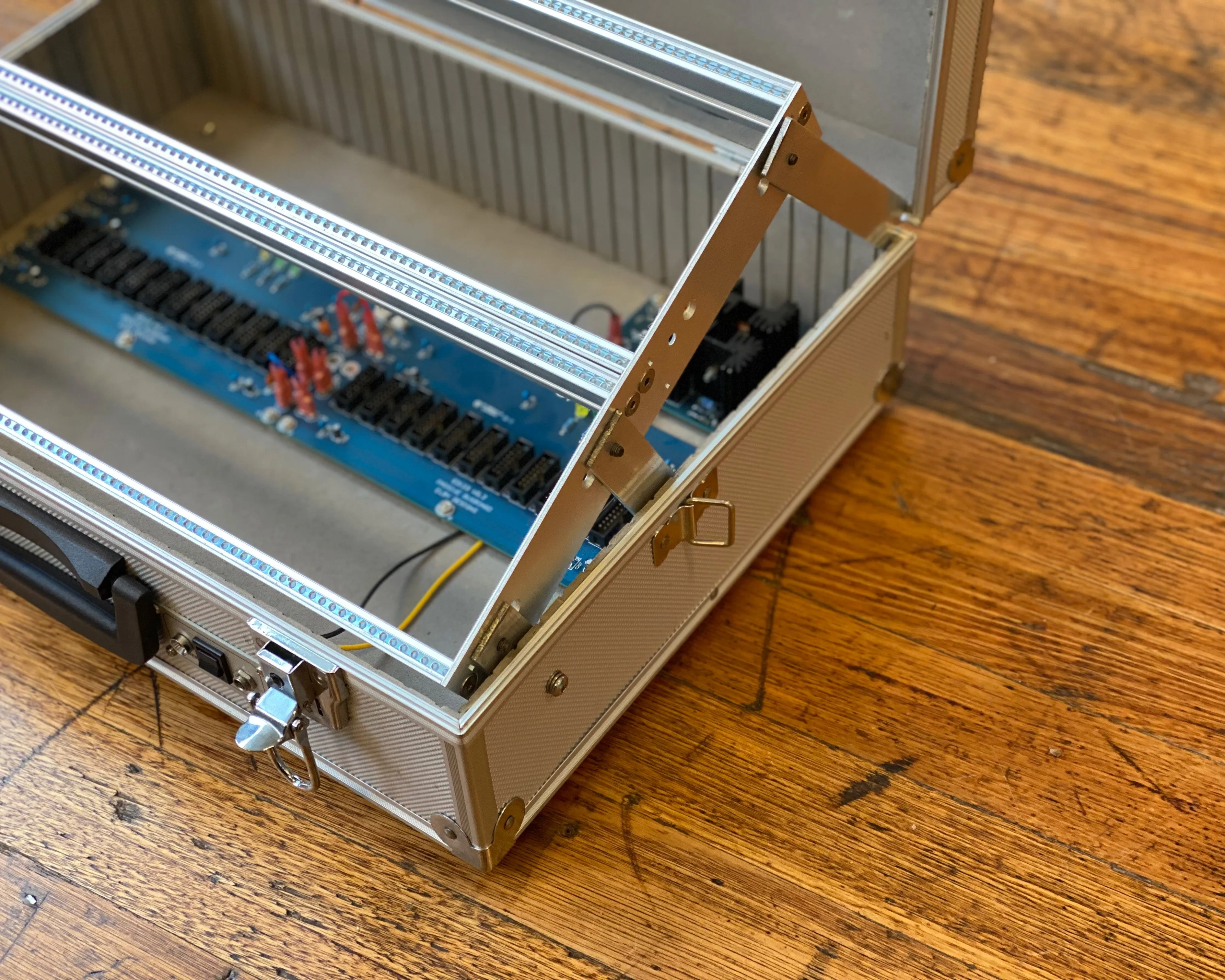 DIY Powered Eurorack Case 6U 83HP w/ Elby Designs Power Supply