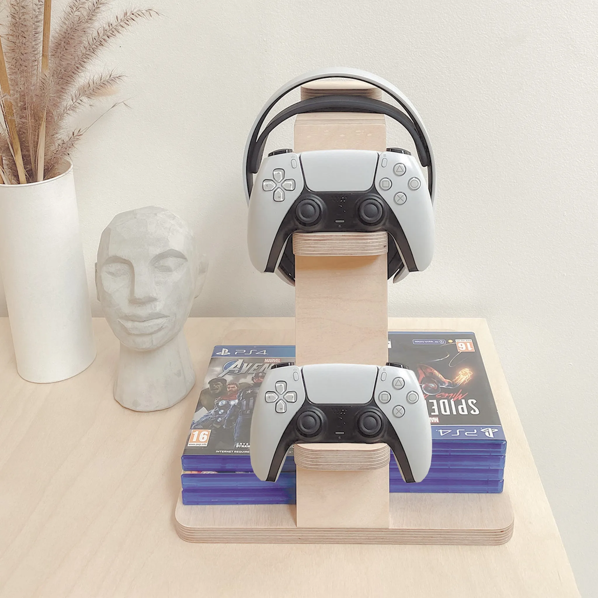 Gaming Stand