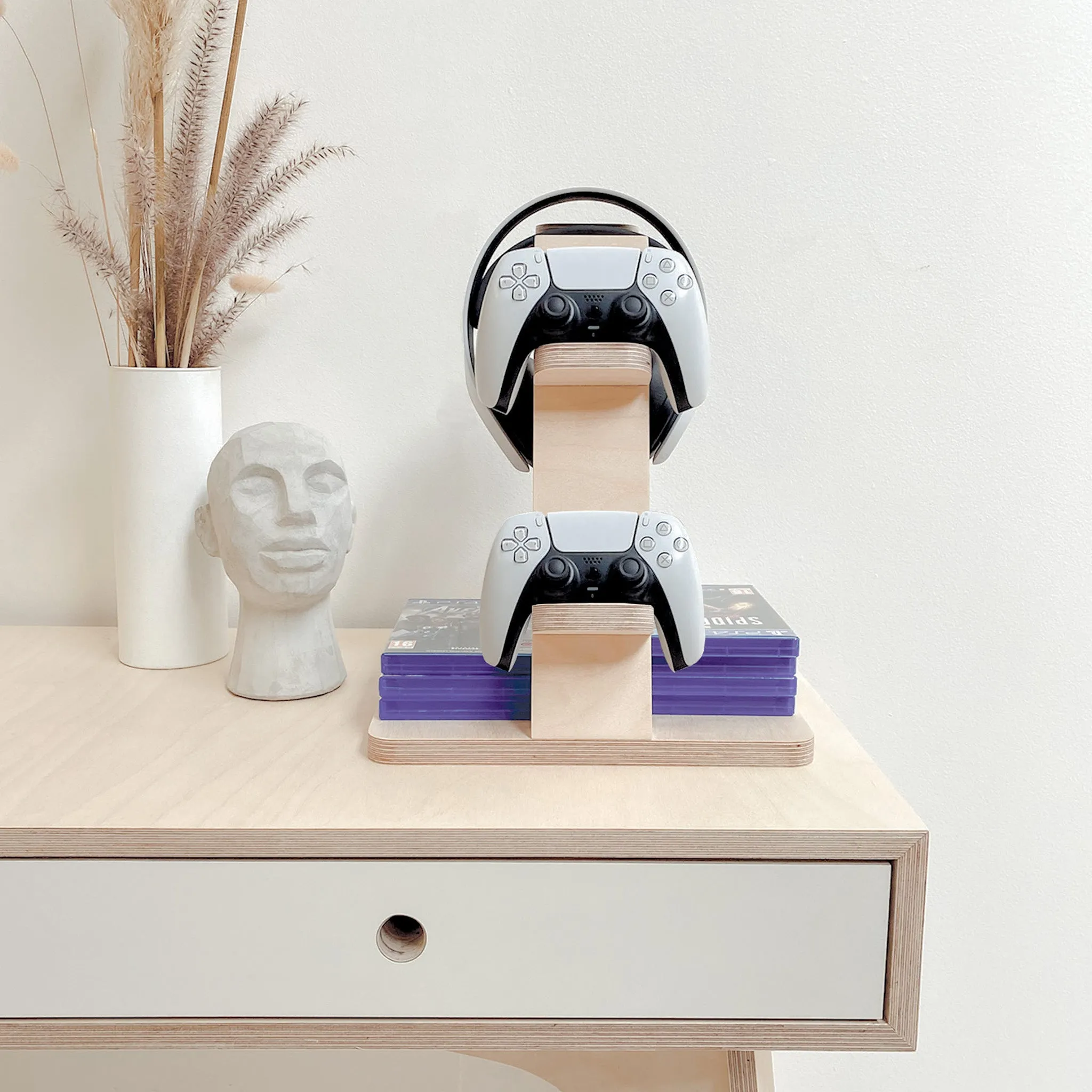 Gaming Stand