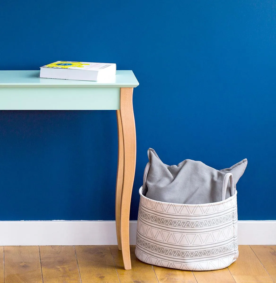 Lillo Console Table