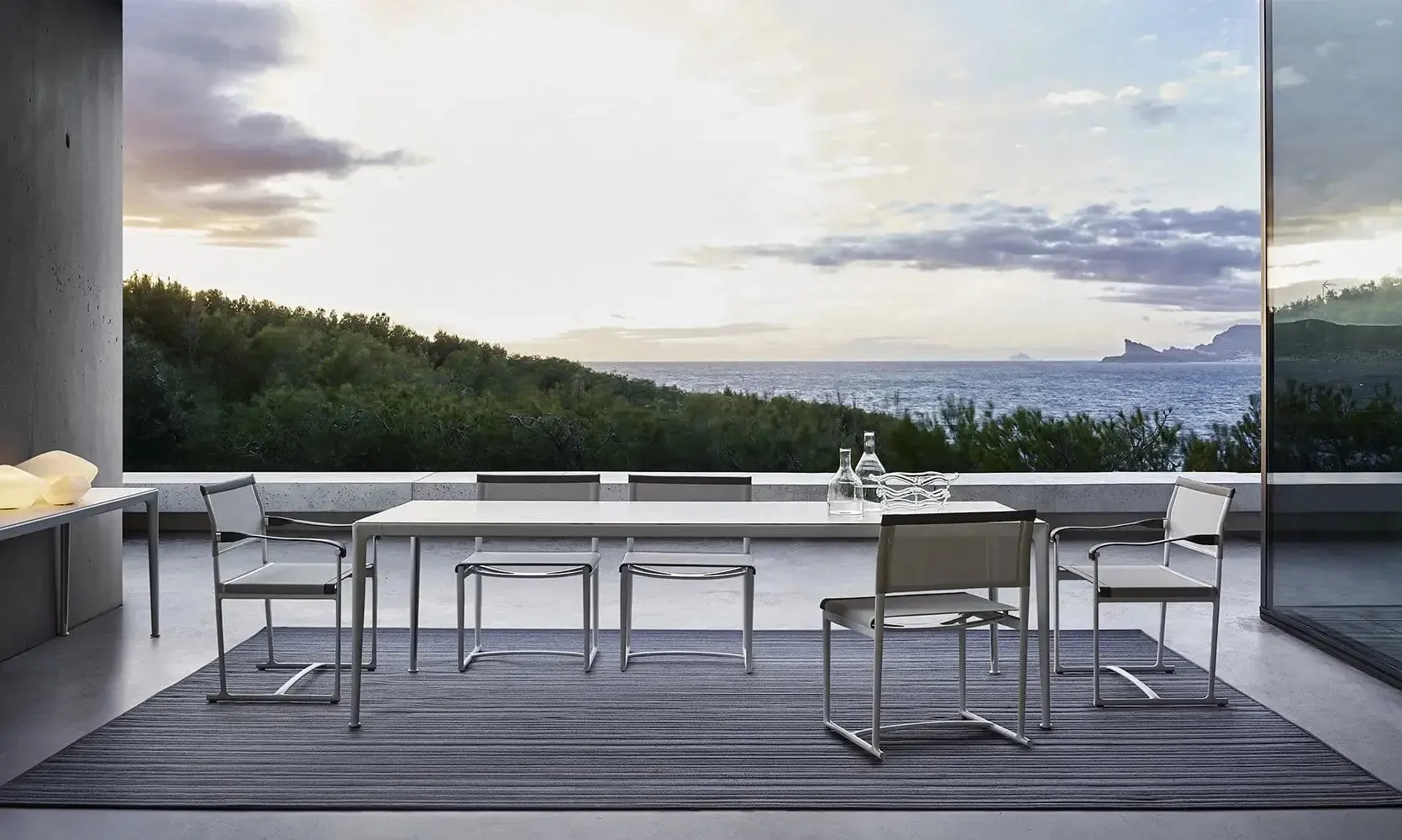 Mirto Outdoor Table