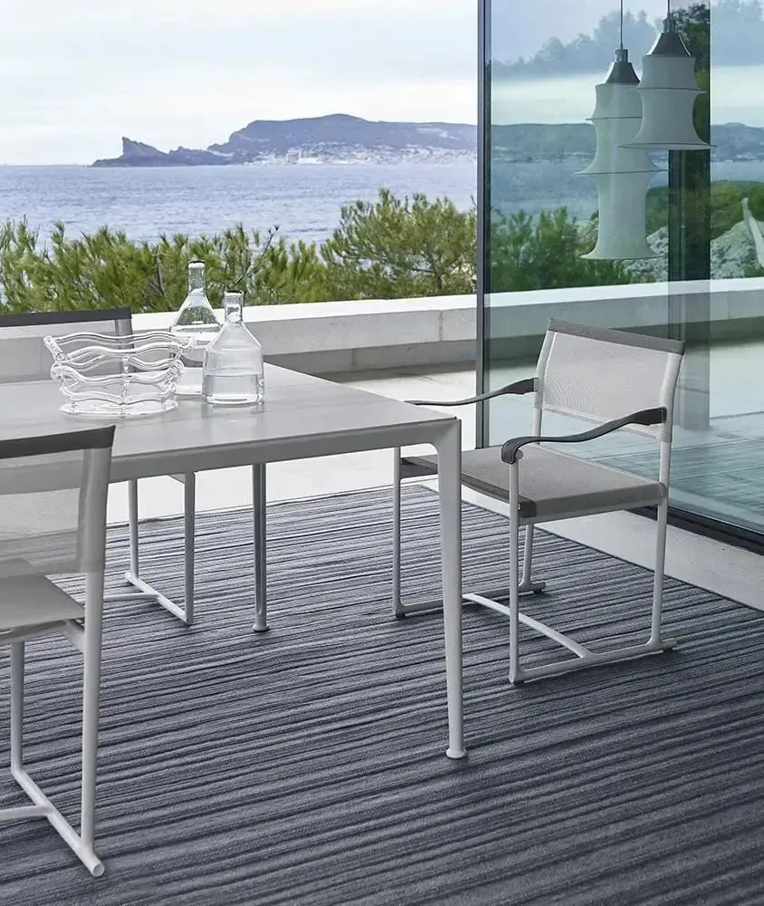 Mirto Outdoor Table