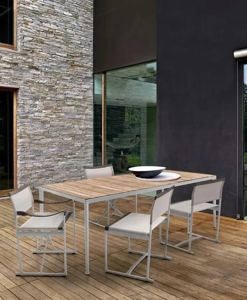 Mirto Outdoor Table