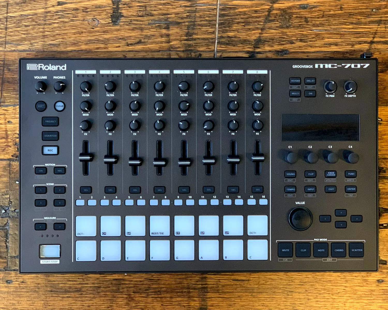 Roland MC-707