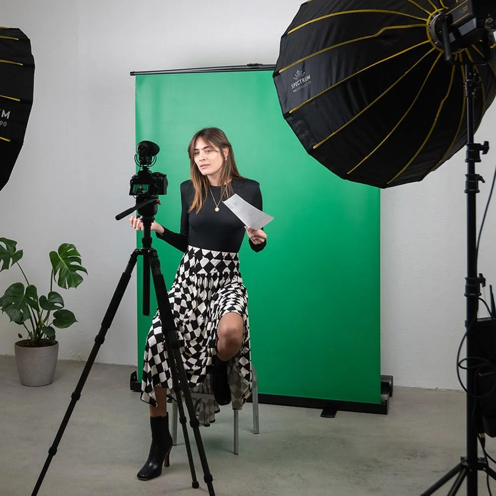 Spectrum 'LiveStream Master' Pull Up Chroma Key Green Screen Backdrop for Video (148cm x 190cm)