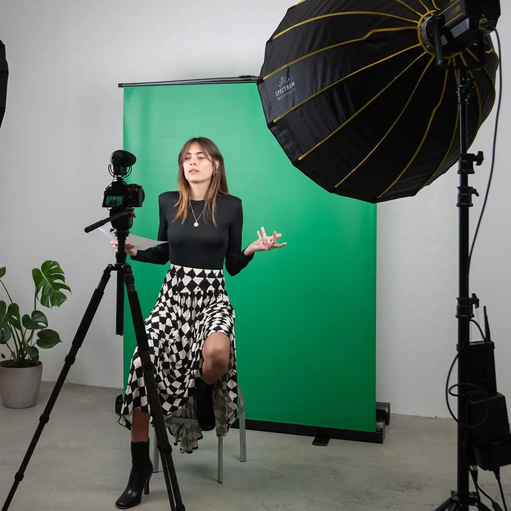 Spectrum 'LiveStream Master' Pull Up Chroma Key Green Screen Backdrop for Video (148cm x 190cm)