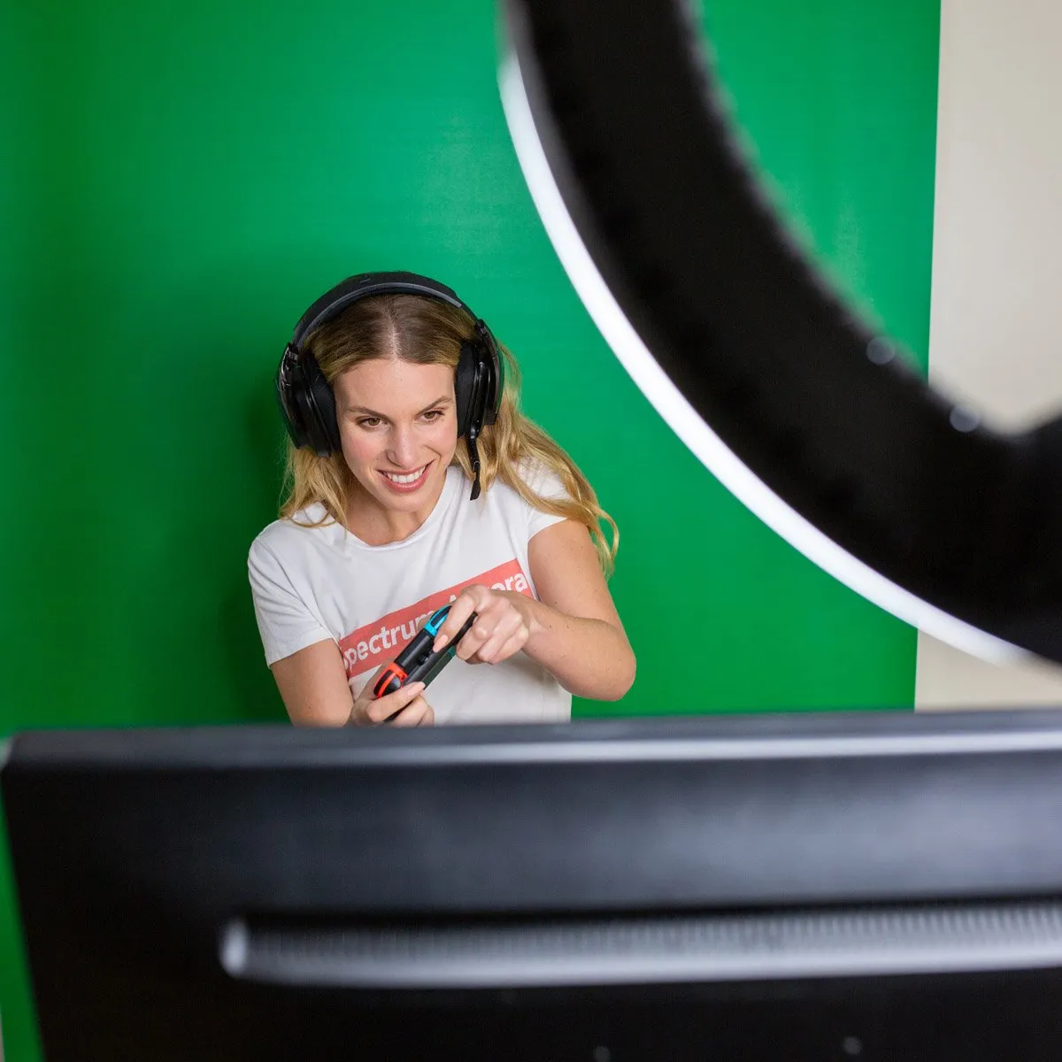 Spectrum 'LiveStream Master' Pull Up Chroma Key Green Screen Backdrop for Video (148cm x 190cm)